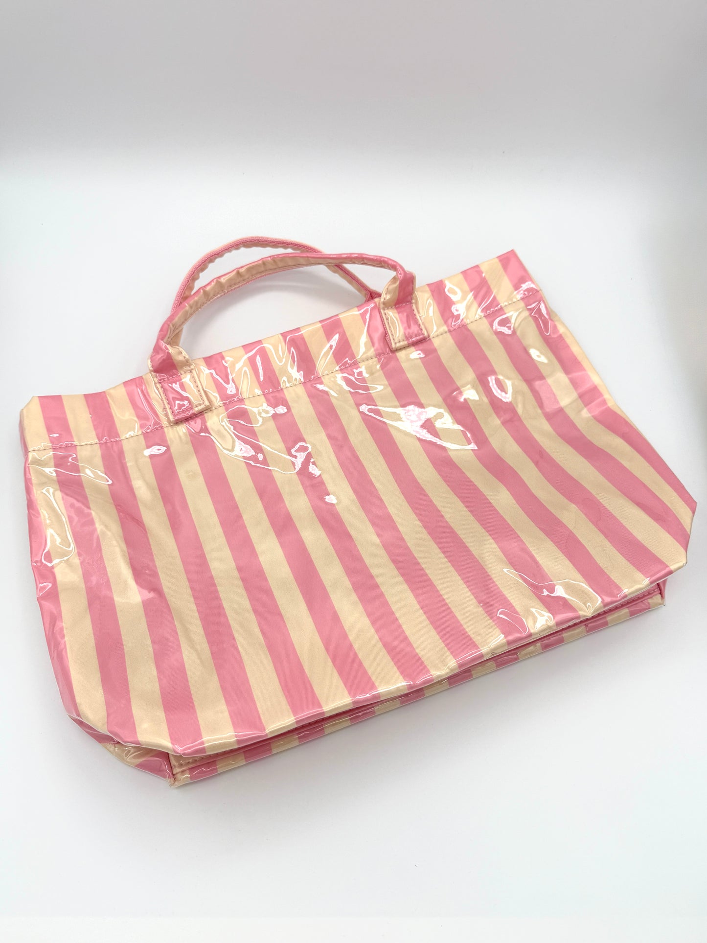 Wipeable Beach Bag - Personalized Embroidered Name