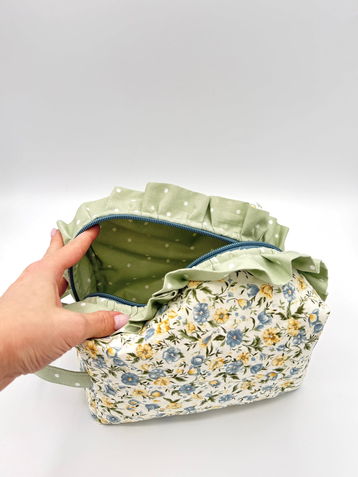 Personalized Cottage Floral Quilted Makeup Bag | Travel Cosmetic Case
